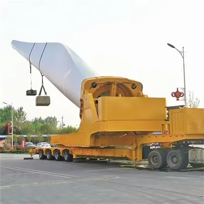Transporte de palas de turbinas eólicas en camión